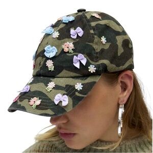 UO Camo Bow Baseball Hat